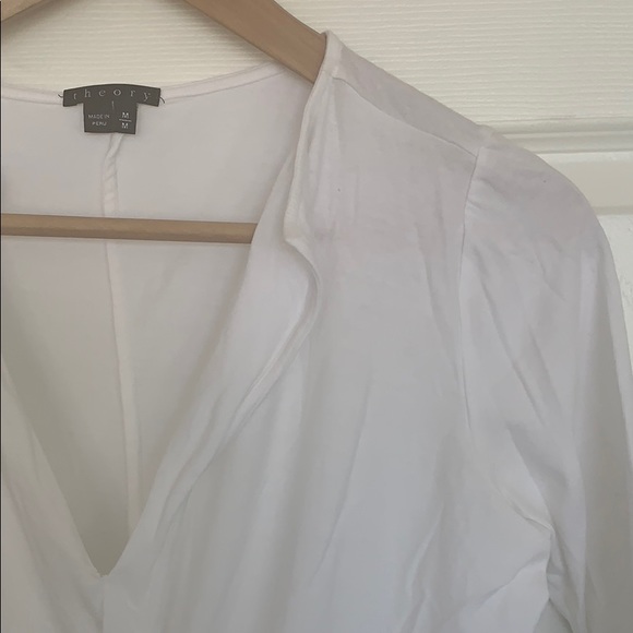Theory white t-shirt - Picture 2 of 6